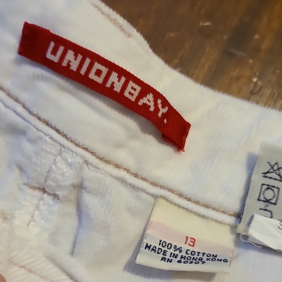 UNIONBAY White Cargo Shorts with Drawstring Waist - Picture 5 of 8